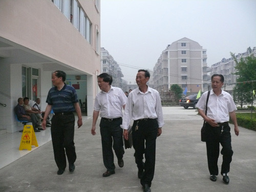 江苏省示范性养老机构评估组来海门市老年服务中心检查验收