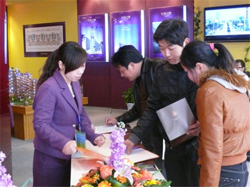 财富广场亮相海门2010年春季房交会