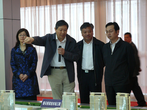 南通市代市长张国华来叠石桥国际家纺城调研