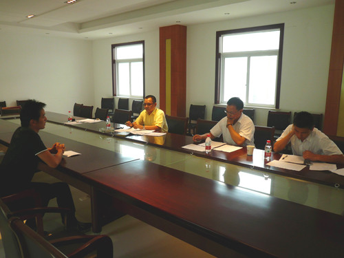 招贤纳士，打造果品交易平台