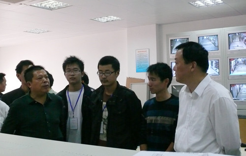 省公安厅领导前来叠石桥家纺城调研消防安全工作