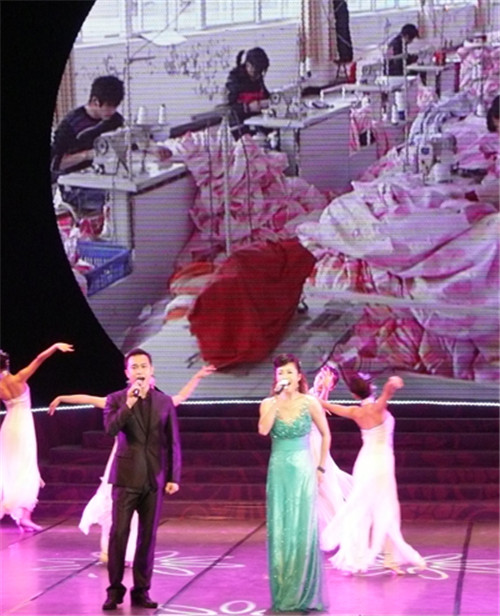 中外嘉宾参加叠石桥第三届家纺节招待酒会