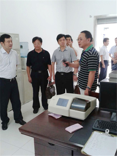 朱志强副市长调研苏中农副产品交易中心农产品质量安全工作