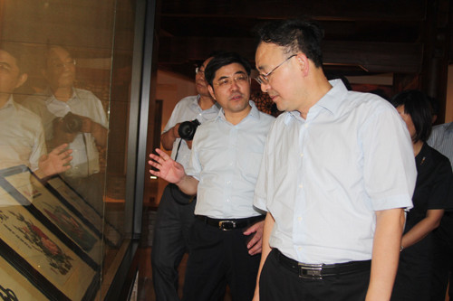 国家邮政局局长马军胜前来叠石桥家纺城专题调研