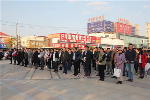 江苏南通国际家纺产业园区在叠石桥家纺城开展“119”消防宣传日活动暨应急疏散演练